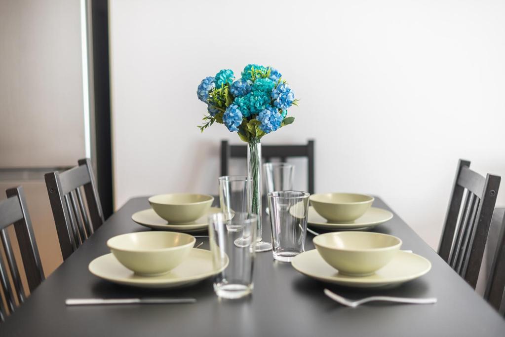 אתונה Pame Rentals - 2Bd & 2Ba Home, 4 Min To Acropolis מראה חיצוני תמונה