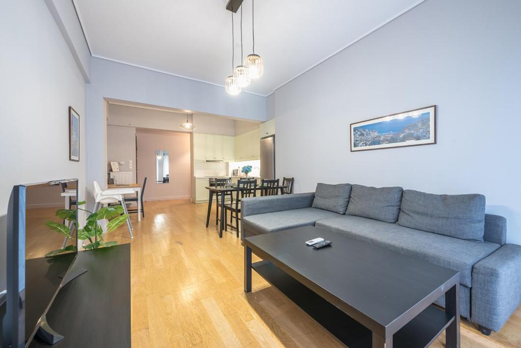 אתונה Pame Rentals - 2Bd & 2Ba Home, 4 Min To Acropolis מראה חיצוני תמונה