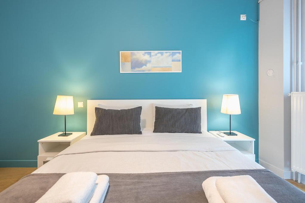 אתונה Pame Rentals - 2Bd & 2Ba Home, 4 Min To Acropolis מראה חיצוני תמונה